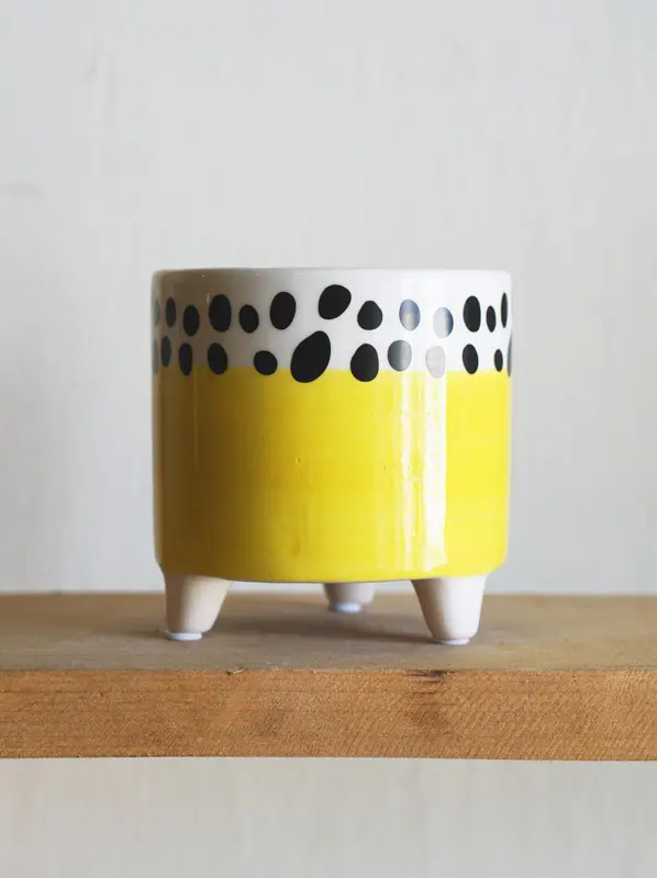 Keramický kvetináčik na nôžkach (Žltý)